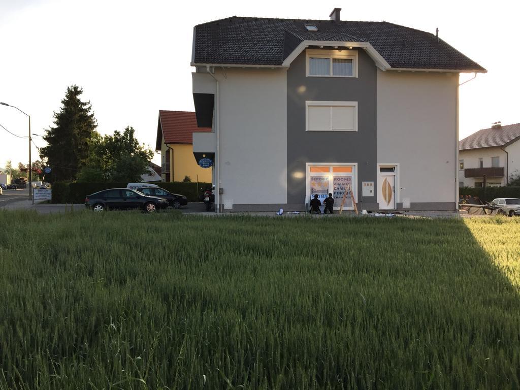 Guest House Seperic Jastrebarsko Dış mekan fotoğraf